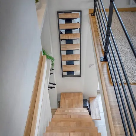 Apartment #iv 11 Aristide Briand -