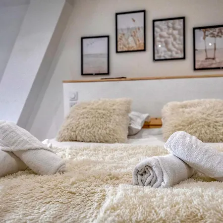 Apartment #iv 11 Aristide Briand -